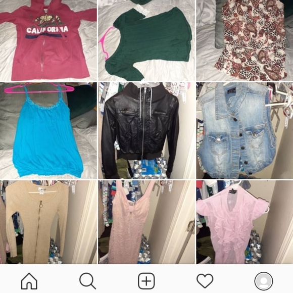 Clothes - Picture 2 of 4